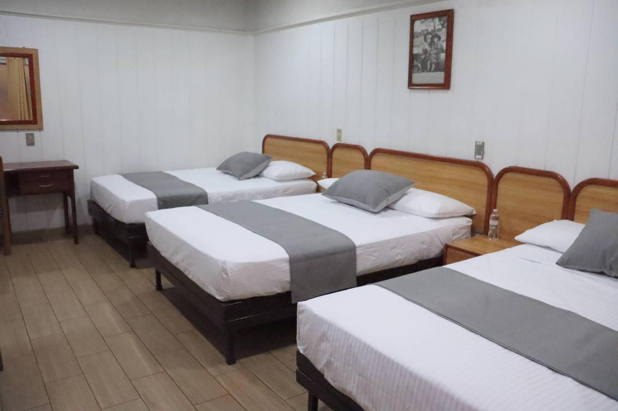 Hotel Riviera San Juan de los Lagos Luaran gambar