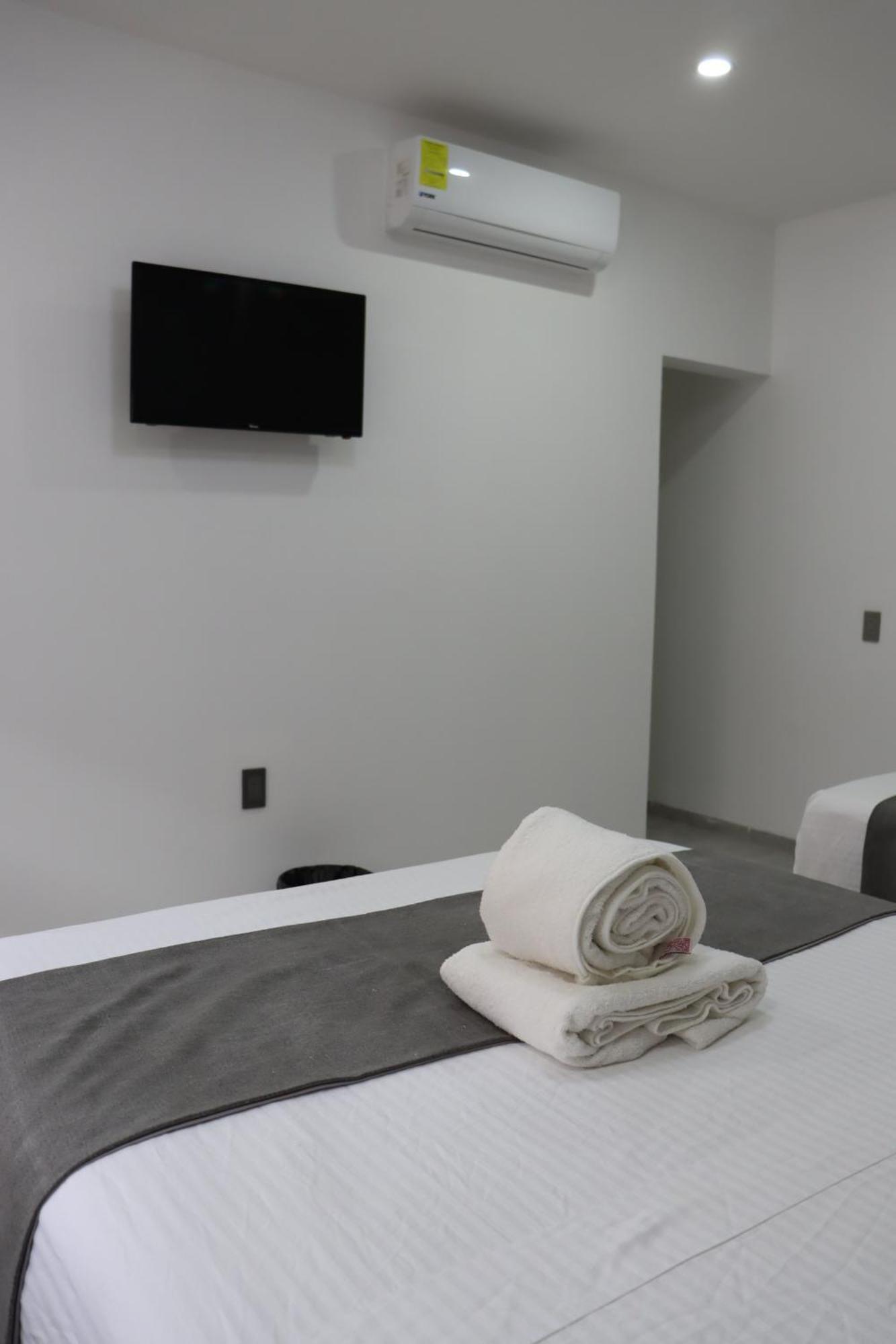 Hotel Riviera San Juan de los Lagos Luaran gambar