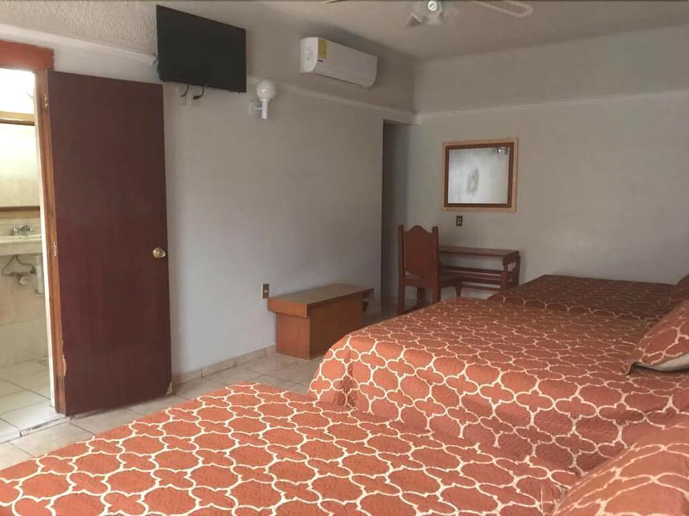 Hotel Riviera San Juan de los Lagos Luaran gambar